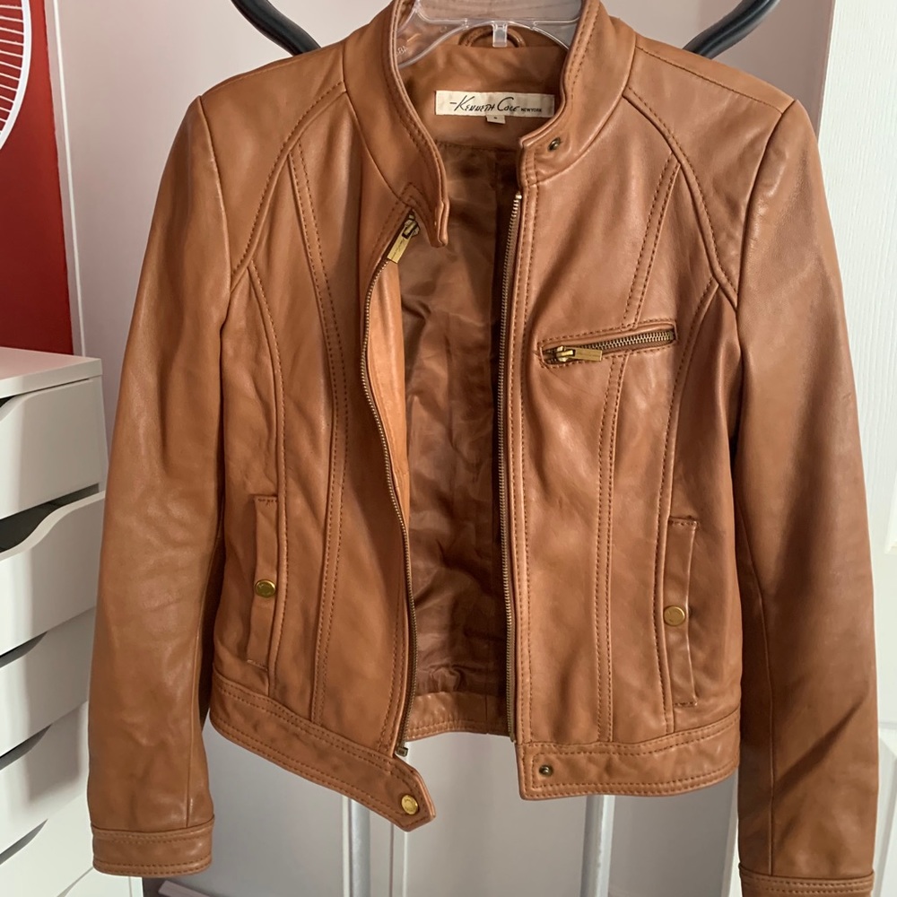 Kenneth cole